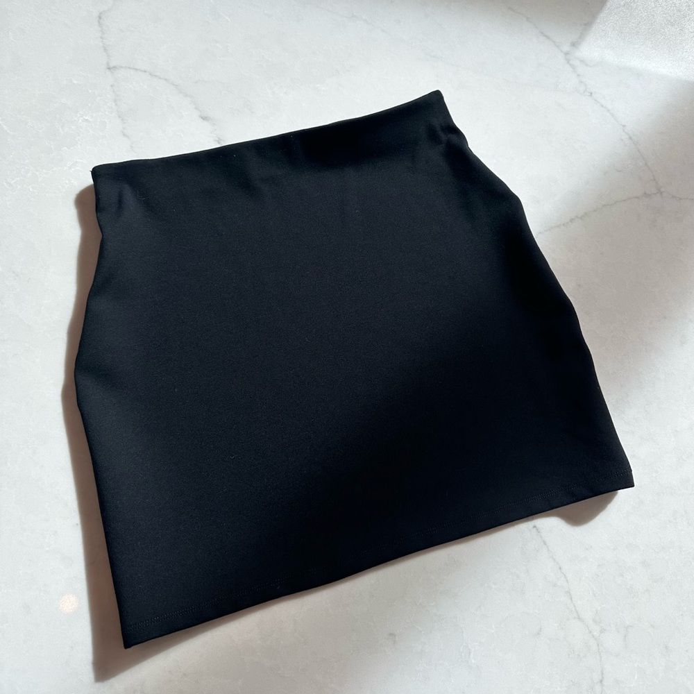 Aritzia Nora Mini Skirt
